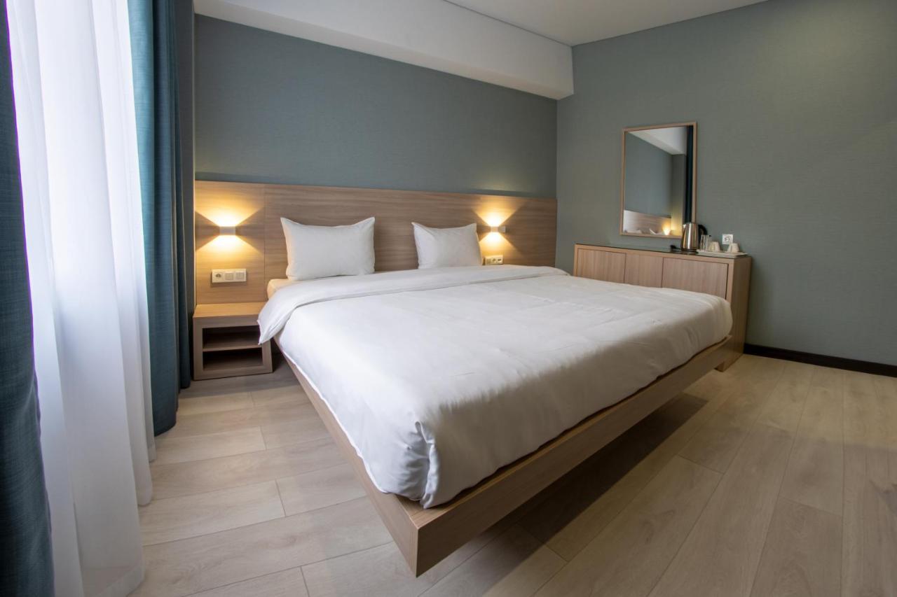 Resident Hotel Kazybek Bi อัลมาตี ภายนอก รูปภาพ