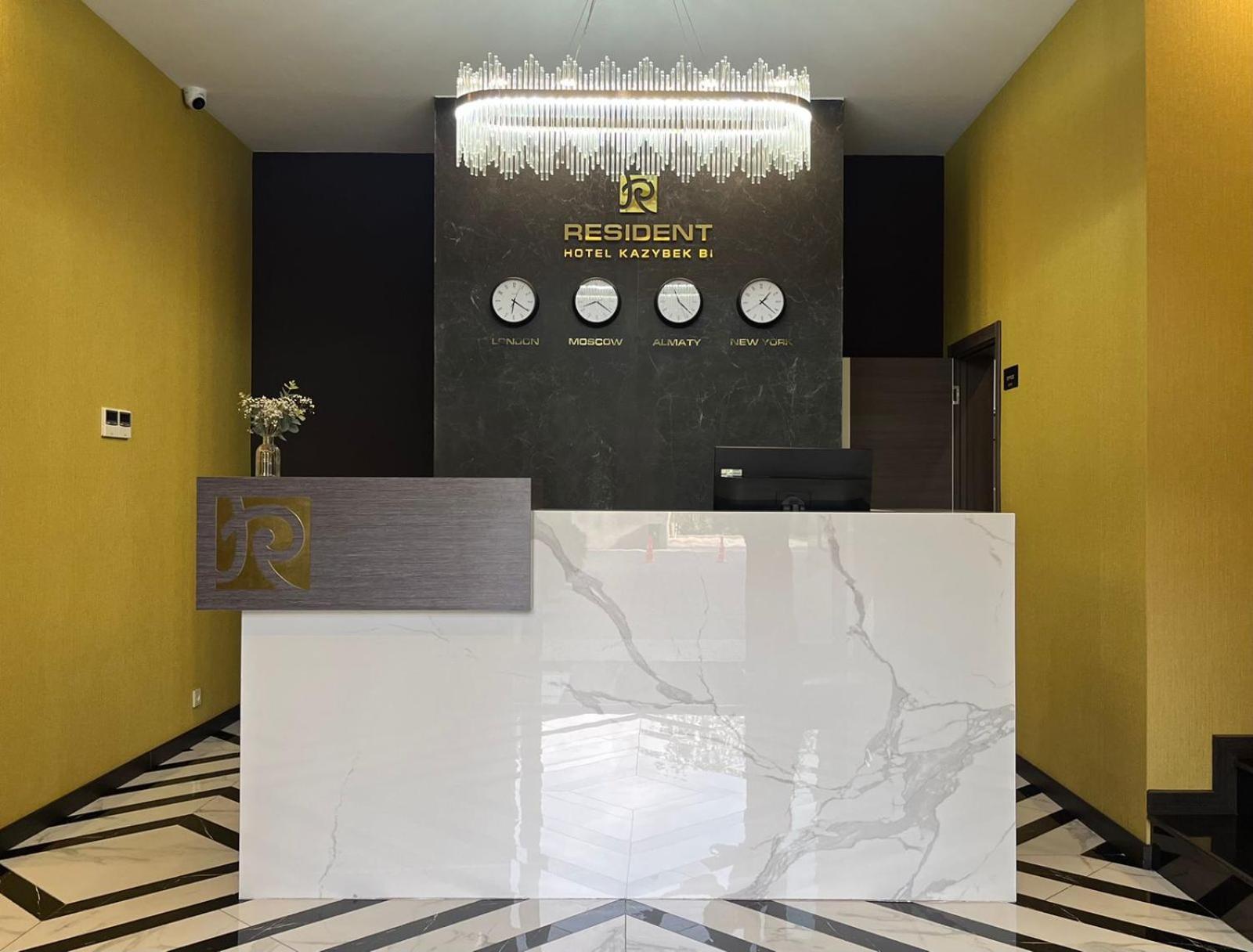 Resident Hotel Kazybek Bi อัลมาตี ภายนอก รูปภาพ