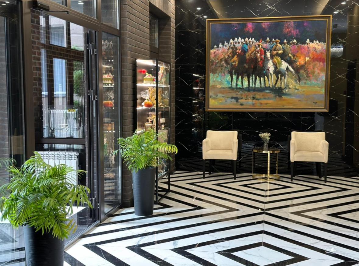 Resident Hotel Kazybek Bi อัลมาตี ภายนอก รูปภาพ