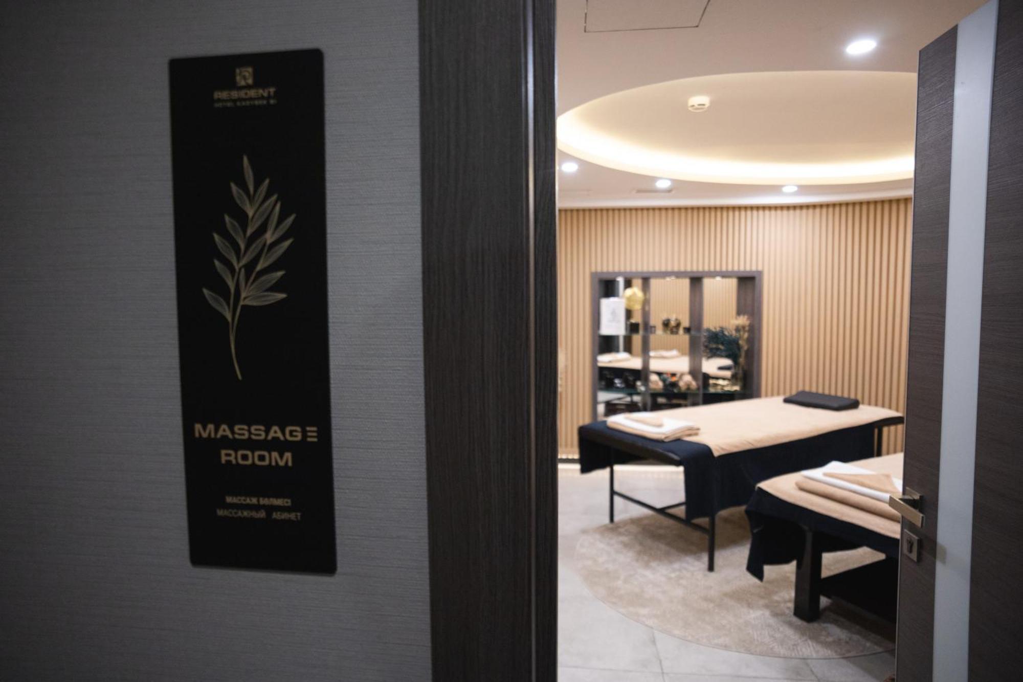 Resident Hotel Kazybek Bi อัลมาตี ภายนอก รูปภาพ
